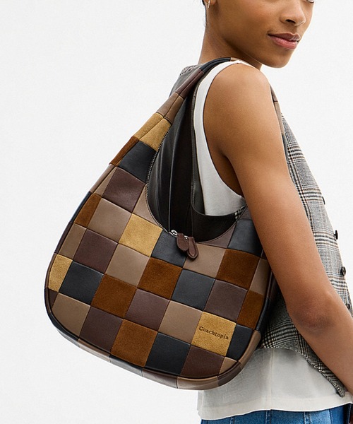 Coachtopia（コーチトピア）の「オルター／エゴ クレセント ショルダー バッグ（ショルダーバッグ・レディース・ブラウン系その他/ブラウン系その他3/ブラウン系その他4・ONE）」の3枚目の写真