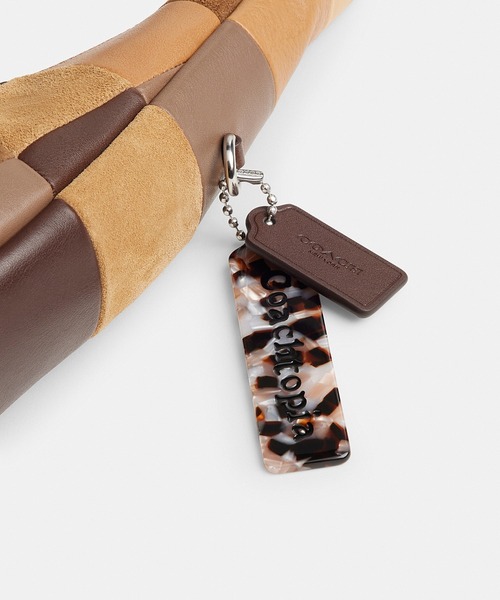 Coachtopia（コーチトピア）の「オルター／エゴ クレセント ショルダー バッグ（ショルダーバッグ・レディース・ブラウン系その他/ブラウン系その他3/ブラウン系その他4・ONE）」の13枚目の写真