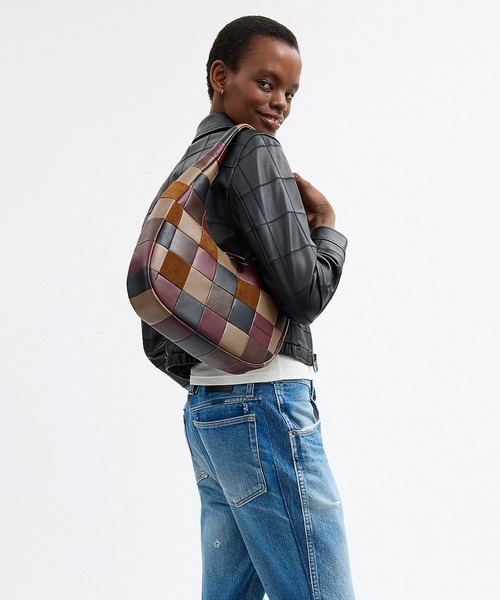 Coachtopia（コーチトピア）の「オルター／エゴ クレセント ショルダー バッグ（ショルダーバッグ・レディース・ブラウン系その他/ブラウン系その他3/ブラウン系その他4・ONE）」の19枚目の写真