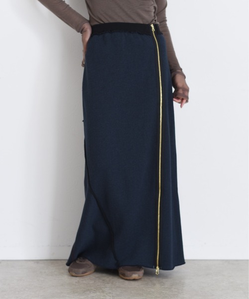 Eimee Law（エイミーロウ）の「配色ボアスウェット バックテキストジップスカート（スカート・レディース・ライトグレー/オートミール/ネイビー・FREE）」の3枚目の写真