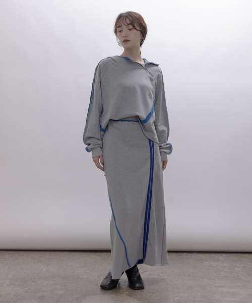 Eimee Law（エイミーロウ）の「配色ボアスウェット バックテキストジップスカート（スカート・レディース・ライトグレー/オートミール/ネイビー・FREE）」の4枚目の写真