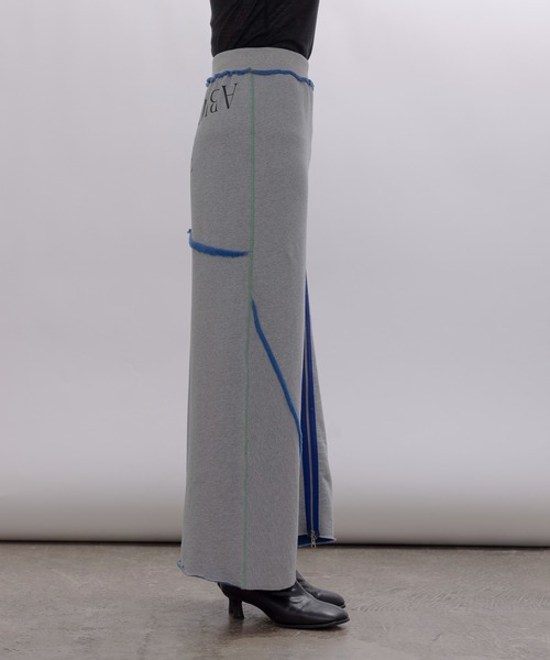 Eimee Law（エイミーロウ）の「配色ボアスウェット バックテキストジップスカート（スカート・レディース・ライトグレー/オートミール/ネイビー・FREE）」の15枚目の写真