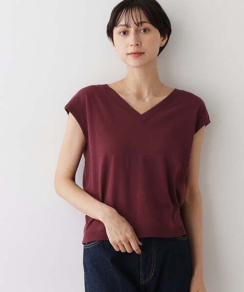Dessin(デッサン)の「【2点セット/3WAY/洗える】ノースリーブインナー付きVネックショート丈ニット(ニット/セーター・レディース・ネイビー/ボルドー/ナチュラル・02)」の14枚目の写真