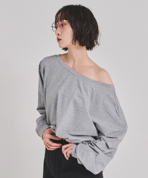 FMiBL(ファミル)の「カットオフショルトップス(Tシャツ/カットソー・レディース・ブラック/ホワイト/グレー・FREE)」の5枚目の写真
