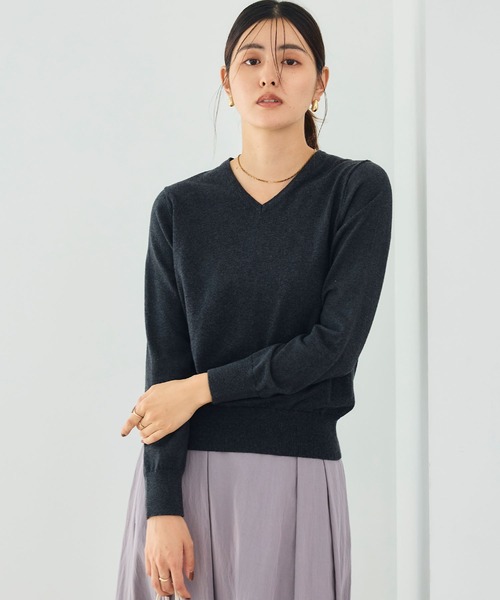 CROSS FUNCTION（クロスファンクション）の「《洗える》綿100％Vネックベーシックニット【CROSS FUNCTION/クロスファンクション】（ニット/セーター・レディース・チャコールグレー/ブラック/ブラウン/オフホワイト/カーキ/サックスブルー/ピンク/杢グレー・LL/M/L）」の21枚目の写真