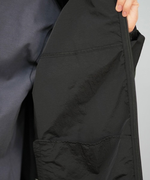 NEW ERA（ニューエラ）の「NEW ERA/ニューエラ ナイロン ウーブン トラックジャケット 14674821/14674822（ナイロンジャケット・メンズ・ネイビー/ブラック・M/L/XL/2XL）」の11枚目の写真