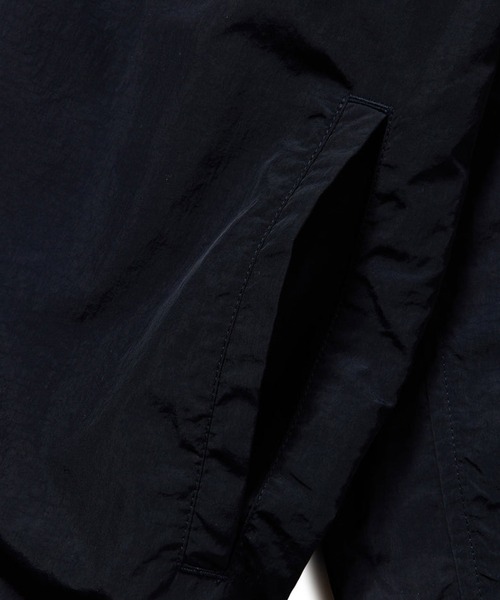 NEW ERA（ニューエラ）の「NEW ERA/ニューエラ ナイロン ウーブン トラックジャケット 14674821/14674822（ナイロンジャケット・メンズ・ネイビー/ブラック・M/L/XL/2XL）」の14枚目の写真