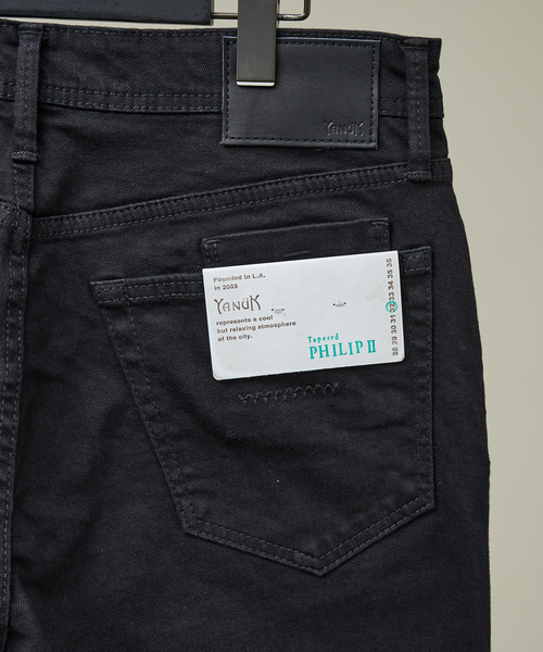 YANUK（ヤヌーク）の「【YANUK/ヤヌーク】PHILIP2 / スリムフィット テーパード デニム（デニムパンツ・メンズ・ブラック・32/29/30/31）」の11枚目の写真