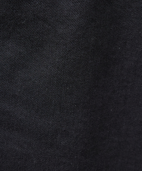 YANUK（ヤヌーク）の「【YANUK/ヤヌーク】PHILIP2 / スリムフィット テーパード デニム（デニムパンツ・メンズ・ブラック・32/29/30/31）」の8枚目の写真