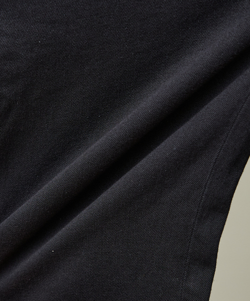 YANUK（ヤヌーク）の「【YANUK/ヤヌーク】PHILIP2 / スリムフィット テーパード デニム（デニムパンツ・メンズ・ブラック・32/29/30/31）」の2枚目の写真
