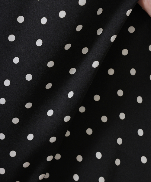 JOURNAL STANDARD LUXE（ジャーナルスタンダード　ラックス）の「ドット プルオーバーワンピース（ワンピース・レディース・ブラック・FREE）」の6枚目の写真