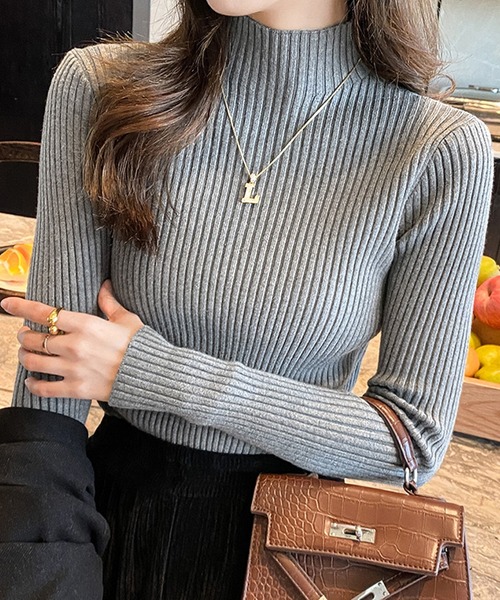 NANEA(ナネア)の「ハイネックリブニットトップス(ニット/セーター・レディース・グレー/ブラック/アイボリー/ホワイト/ブラウン/レッド/グリーン/ベージュ・フリー)」の5枚目の写真