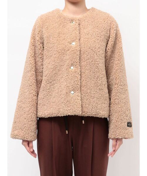 TONAL(トーナル)の「ボアノーカラーブルゾン(ブルゾン・レディース・キャメル/オフホワイト/チャコールグレー・MEDIUM)」の5枚目の写真