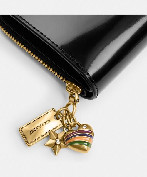 COACH(コーチ)の「エッセンシャル ビルフォールド ウォレット・チャーム(財布・レディース・ブラック系その他・ONE)」の5枚目の写真