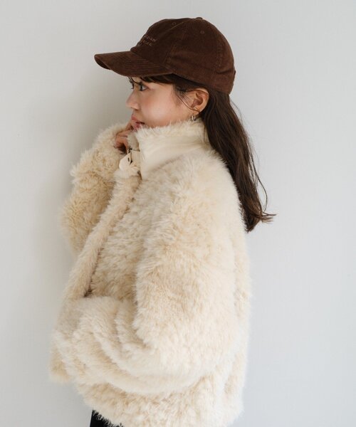 即日発送 新品未使用 Kastane カールミドルファーコート アイボリー Kastane（カスタネ）の「カールミドルファーコート（その他アウター