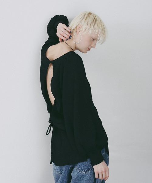 AMERICAN RAG CIE(アメリカンラグシー)の「【AMERICAN RAG CIE】バックオープンブラウス(WOMEN)(シャツ/ブラウス・レディース・ブラック/オフホワイト・FREE)」の2枚目の写真