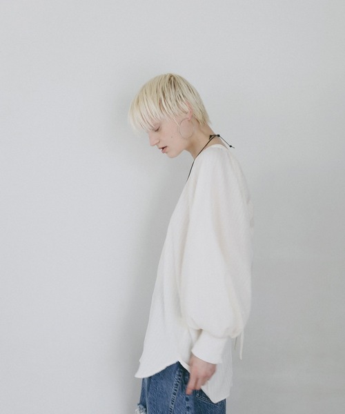 AMERICAN RAG CIE(アメリカンラグシー)の「【AMERICAN RAG CIE】バックオープンブラウス(WOMEN)(シャツ/ブラウス・レディース・ブラック/オフホワイト・FREE)」の21枚目の写真