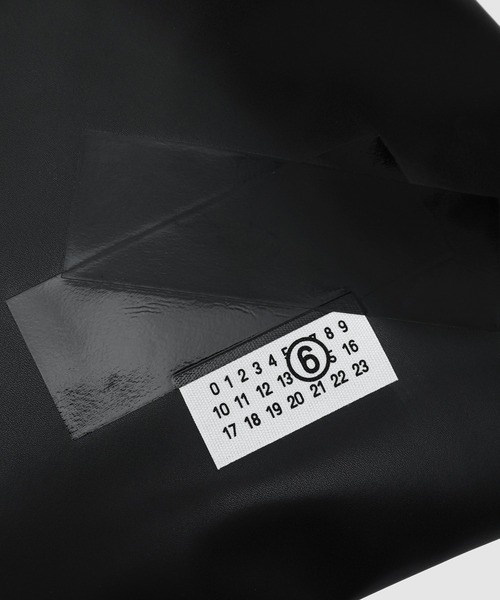 MM6 Maison Margiela（ｴﾑｴﾑｼｯｸｽ ﾒｿﾞﾝ ﾏﾙｼﾞｪﾗ）の「BORSA MANO（ハンドバッグ・レディース・その他・UNI）」の3枚目の写真