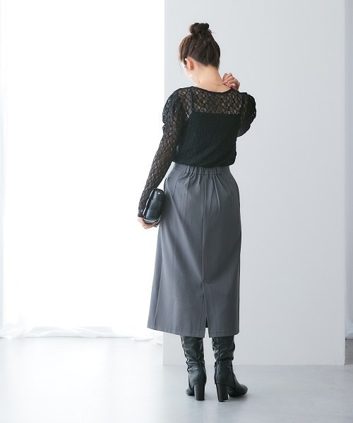 7days Life Styling(セブンデイズライフスタイリング)の「落ち感ドレープ素材ウエスト金ボタンラップ風タイトスカート(タテヨコストレッチ・しわになりにくい・速乾・UVカット)<大きいサイズ有>(スカート・レディース・グレー/ブラック・M/L/LL/3L)」の5枚目の写真