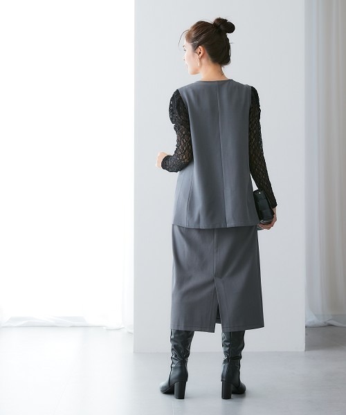 7days Life Styling(セブンデイズライフスタイリング)の「落ち感ドレープ素材ウエスト金ボタンラップ風タイトスカート(タテヨコストレッチ・しわになりにくい・速乾・UVカット)<大きいサイズ有>(スカート・レディース・グレー/ブラック・M/L/LL/3L)」の9枚目の写真