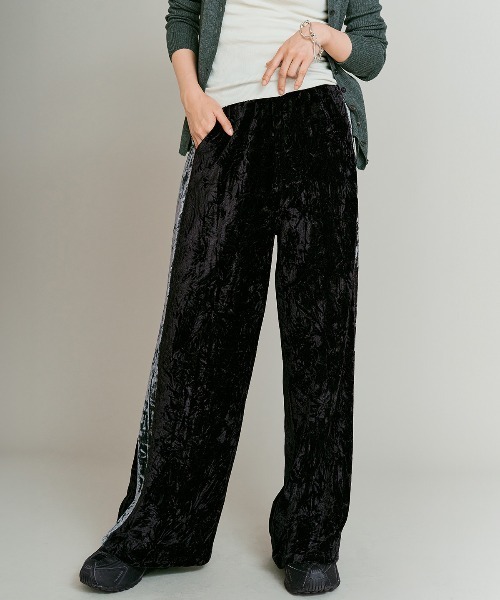 W:Huku(フーク)の「クラッシュベロアサイドラインパンツ / Crash Velour Side-Line Pants(その他パンツ・レディース・ブラック/ライトベージュ/ネイビー/ブラウン・FREE)」の22枚目の写真