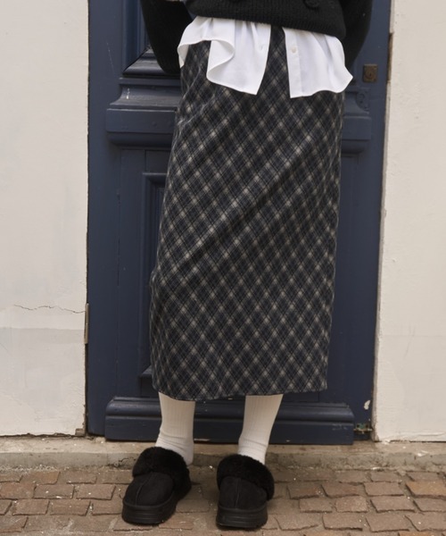 Birthday room(バースデイルーム)の「ウールロングチェックスカート/wool long check skirt(スカート・レディース・チャコールグレー/ネイビー・FREE)」の17枚目の写真