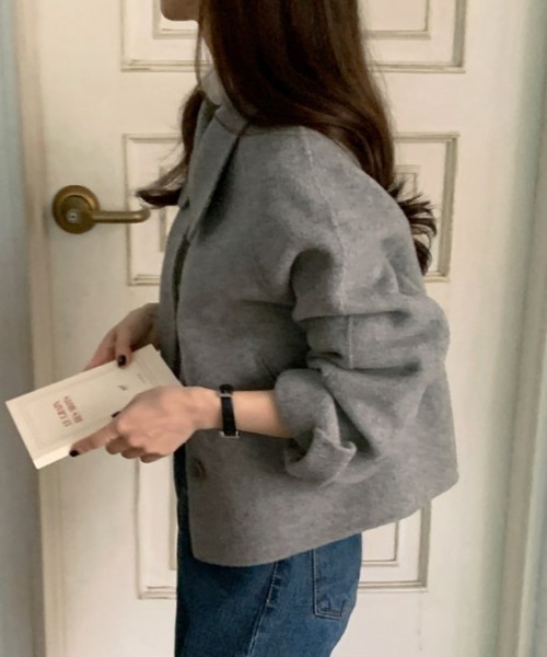 FREE STYLISTS(フリー スタイリスト)の「YUGA_YGMC wool short coat(ステンカラーコート・レディース・ライトグレー/オフホワイト/ブラック/ダークグレー・FREE)」の12枚目の写真
