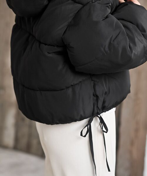 rps（アールピーエス）の「フェイクファーフード付き中綿ジャケット（ダウンジャケット/コート・レディース・ブラック/グレイッシュベージュ・フリー）」の18枚目の写真