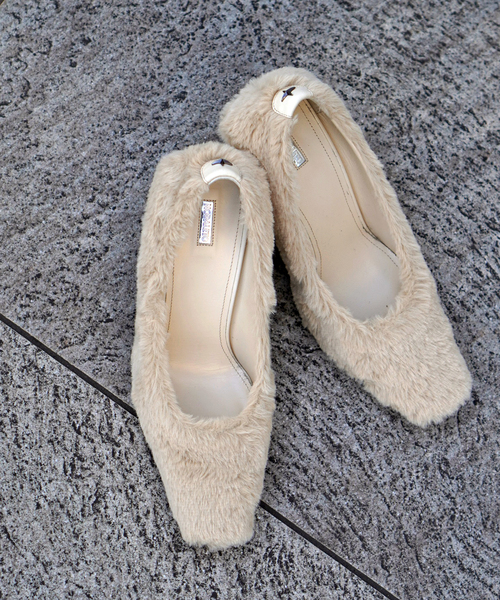 AP STUDIO（エーピーストゥディオ）の「【NODALETO/ノダレト】fur pumps（パンプス・レディース・ベージュ・36/37/38）」の2枚目の写真