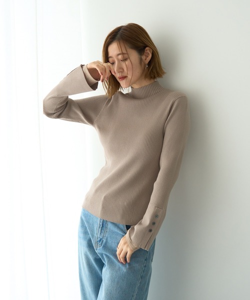 YECCA VECCA(イェッカヴェッカ)の「袖口レイヤードリブニット(ニット/セーター・レディース・チャコールグレー/ブラック/ベージュ/ミント・FREE)」の3枚目の写真