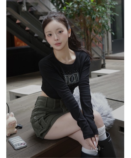 Darich（ダーリッチ）の「シャイニーDDロゴコンパクトロングTシャツ（Tシャツ/カットソー・レディース・ホワイト/グレー/ブラック・FREE）」の5枚目の写真