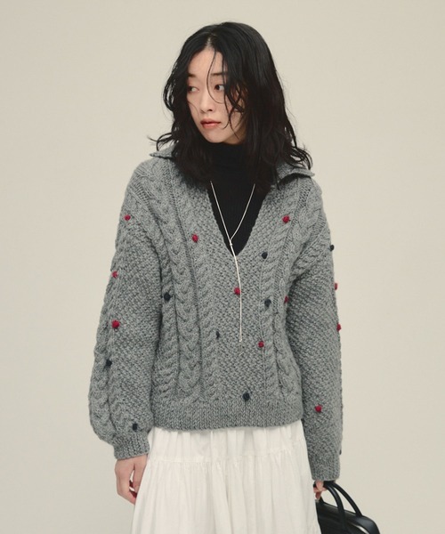 eL（エル）の「【eL】Nepal Hand Knit Skipper Pullover/491272（ニット/セーター・レディース・グレー/ネイビー・FREE）」の2枚目の写真