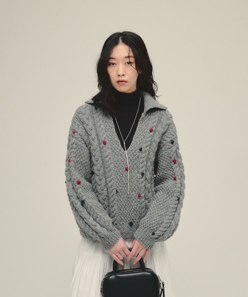 eL（エル）の「【eL】Nepal Hand Knit Skipper Pullover/491272（ニット/セーター・レディース・グレー/ネイビー・FREE）」の6枚目の写真