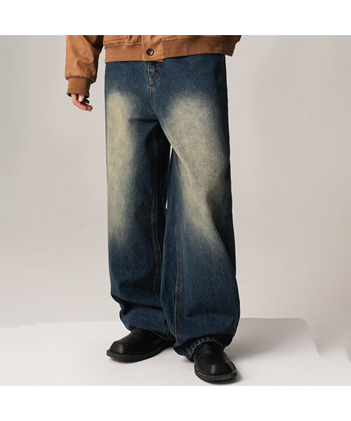 AVANDRESS(アバンドレス )の「Dart Tapered Pants BLUE(デニムパンツ・レディース・ブルー・X-SMALL/SMALL/MEDIUM/LARGE/X-LARGE)」の1枚目の写真