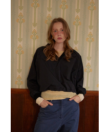 LETERIE（レテリー）の「V-NECK ANORAK_BLACK（ナイロンジャケット）」