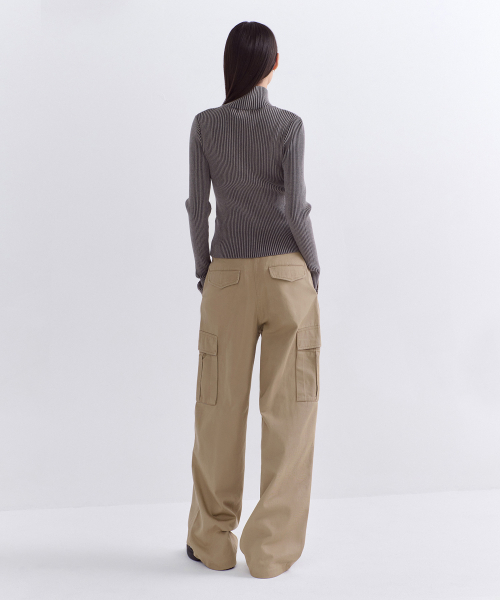 MUSINSA STANDARD WOMAN（ムシンサスタンダードウーマン）の「ウィメンズ裏起毛ワイドカーゴパンツ[ベージュ]（その他パンツ・レディース・その他・30/24/25/26/27/28/29）」の2枚目の写真