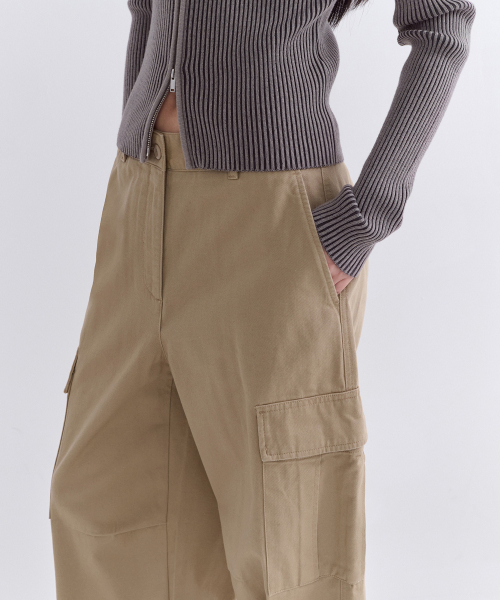 MUSINSA STANDARD WOMAN（ムシンサスタンダードウーマン）の「ウィメンズ裏起毛ワイドカーゴパンツ[ベージュ]（その他パンツ・レディース・その他・30/24/25/26/27/28/29）」の4枚目の写真