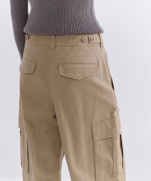 MUSINSA STANDARD WOMAN（ムシンサスタンダードウーマン）の「ウィメンズ裏起毛ワイドカーゴパンツ[ベージュ]（その他パンツ・レディース・その他・30/24/25/26/27/28/29）」の5枚目の写真