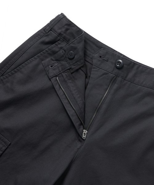 MUSINSA STANDARD WOMAN（ムシンサスタンダードウーマン）の「ウィメンズワイドカーゴパンツ[ダークグレー]（その他パンツ・レディース・その他・24/25/26/27/28/29/30）」の7枚目の写真