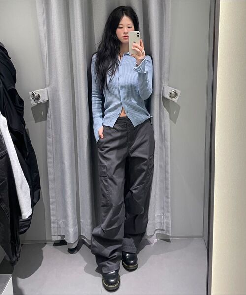 MUSINSA STANDARD WOMAN（ムシンサスタンダードウーマン）の「ウィメンズワイドカーゴパンツ[ダークグレー]（その他パンツ・レディース・その他・24/25/26/27/28/29/30）」の18枚目の写真
