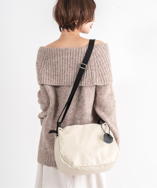 Jack Gomme(ジャックゴム)の「【JACK GOMME】ショルダーバッグ メッセンジャー MAEL(ショルダーバッグ・レディース・ブラック/シルバー/モカ/アイボリー/オリーブ/インディゴブルー/ワインレッド・FREE)」の13枚目の写真