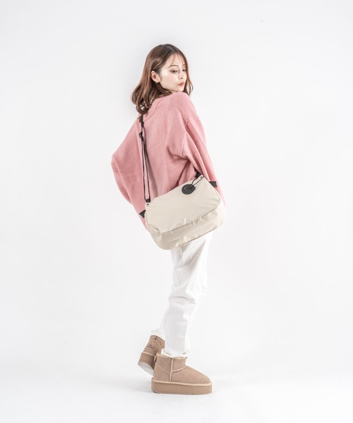 Jack Gomme(ジャックゴム)の「【JACK GOMME】ショルダーバッグ メッセンジャー MAEL(ショルダーバッグ・レディース・ブラック/シルバー/モカ/アイボリー/オリーブ/インディゴブルー/ワインレッド・FREE)」の19枚目の写真