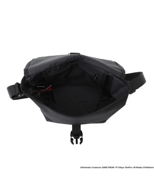 Manhattan Portage（マンハッタンポーテージ）の「Manhattan Portage/マンハッタンポーテージ ショルダーバック "ポケモン" NYLON MESSENGER BAG (XXS) FZP Pokemon 25 ZA MP1603FZPPKMNZA（ショルダーバッグ・メンズ・ブラック×レッド・FREE）」の14枚目の写真