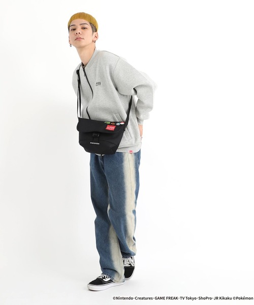Manhattan Portage（マンハッタンポーテージ）の「Manhattan Portage/マンハッタンポーテージ ショルダーバック "ポケモン" NYLON MESSENGER BAG (XXS) FZP Pokemon 25 ZA MP1603FZPPKMNZA（ショルダーバッグ・メンズ・ブラック×レッド・FREE）」の9枚目の写真