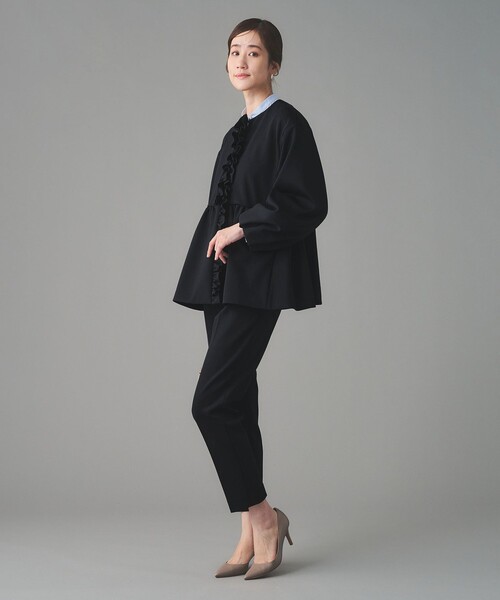 UNITED ARROWS（ユナイテッドアローズ）の「SPONGY フリル ペプラム ジャケット（ノーカラージャケット・レディース・オフホワイト/ブラック/ネイビー・38/36）」の11枚目の写真