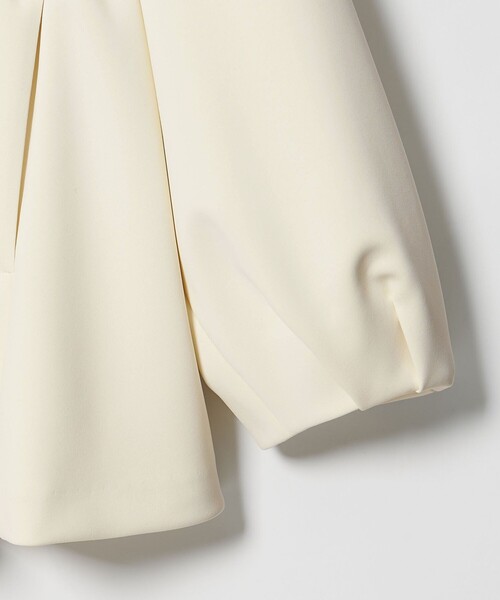 UNITED ARROWS（ユナイテッドアローズ）の「SPONGY フリル ペプラム ジャケット（ノーカラージャケット・レディース・オフホワイト/ブラック/ネイビー・38/36）」の22枚目の写真