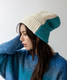 VitaFelice（ヴィータフェリーチェ）の「バイカラーケーブル編みニット帽（ニットキャップ/ビーニー）」