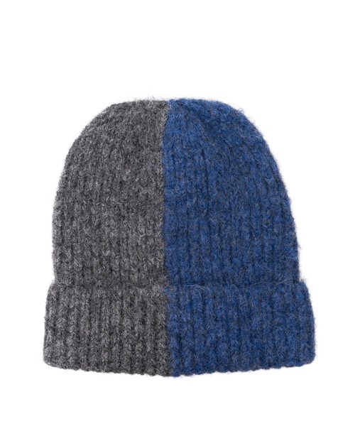 VitaFelice（ヴィータフェリーチェ）の「バイカラーケーブル編みニット