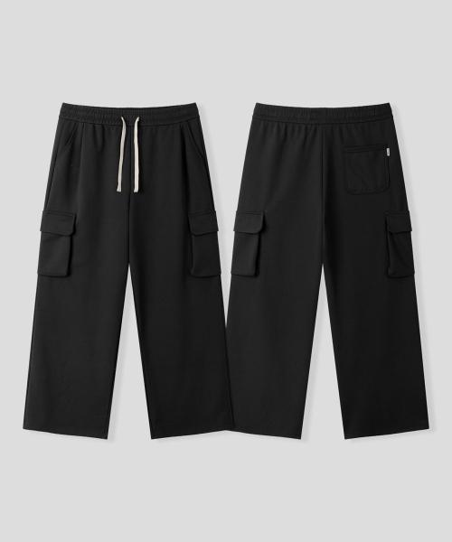 BLACK MOMENT（ブラックモーメント）の「エッセンシャルカーゴスウェットパンツ[ブラック]（スウェットパンツ・メンズ・ブラック・SMALL/MEDIUM/LARGE）」の4枚目の写真