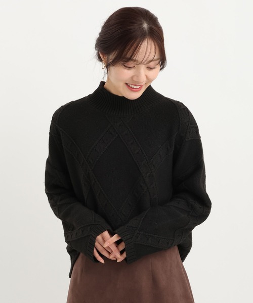 Andemiu（アンデミュウ）の「アーガイルガラハイネックニット617714（ニット/セーター・レディース・ブラック/オフホワイト/モカ・FREE）」の8枚目の写真